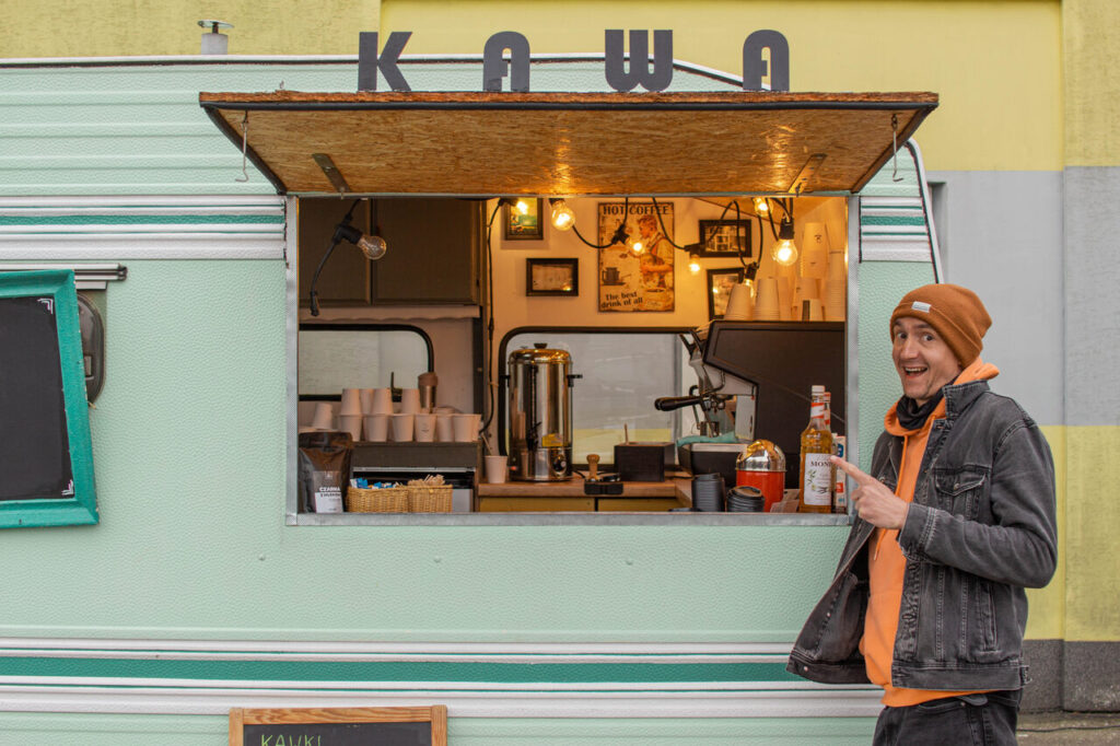 Barista na plener